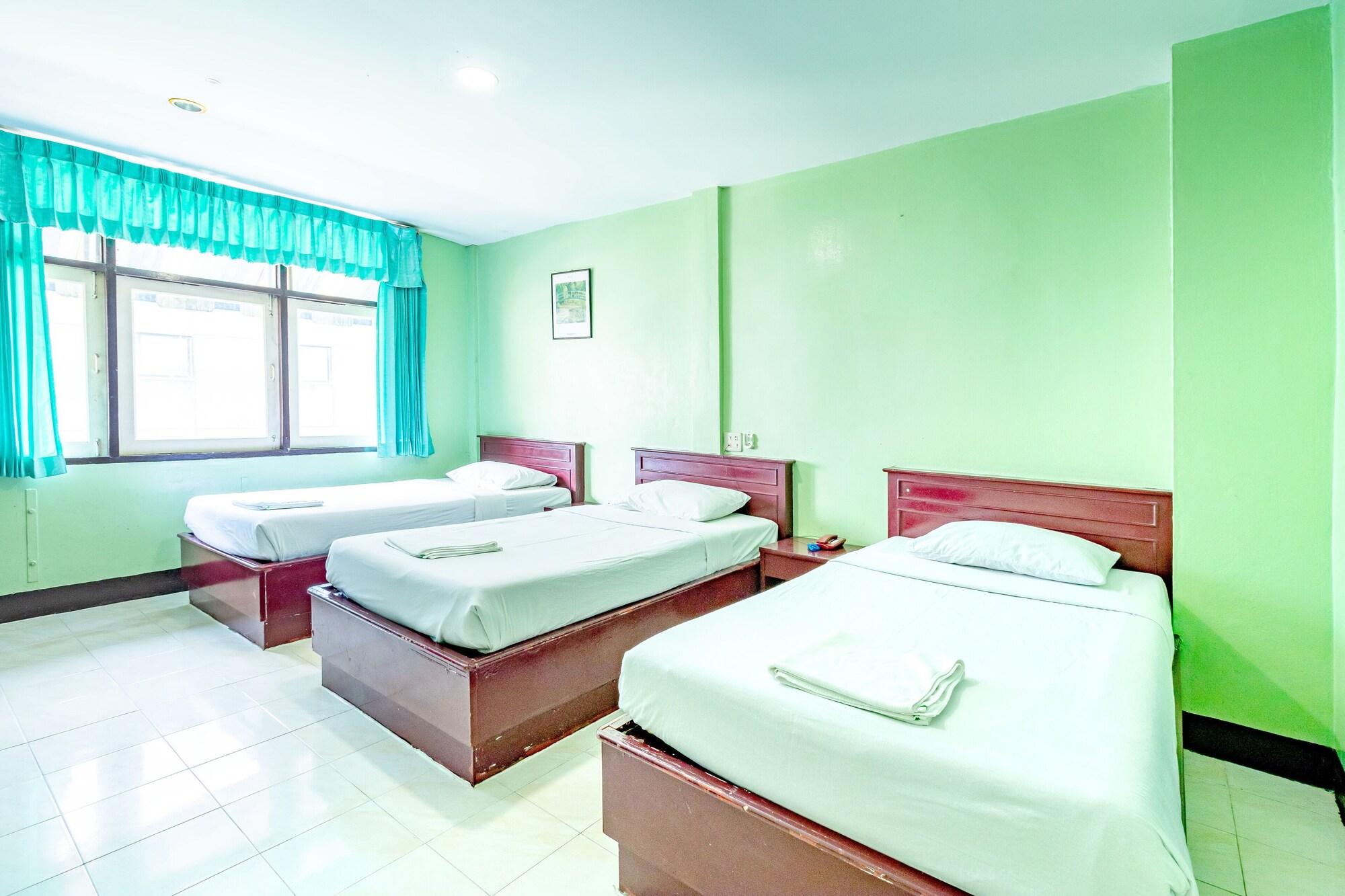 Woodlands Inn Hotel Bangkok Eksteriør billede