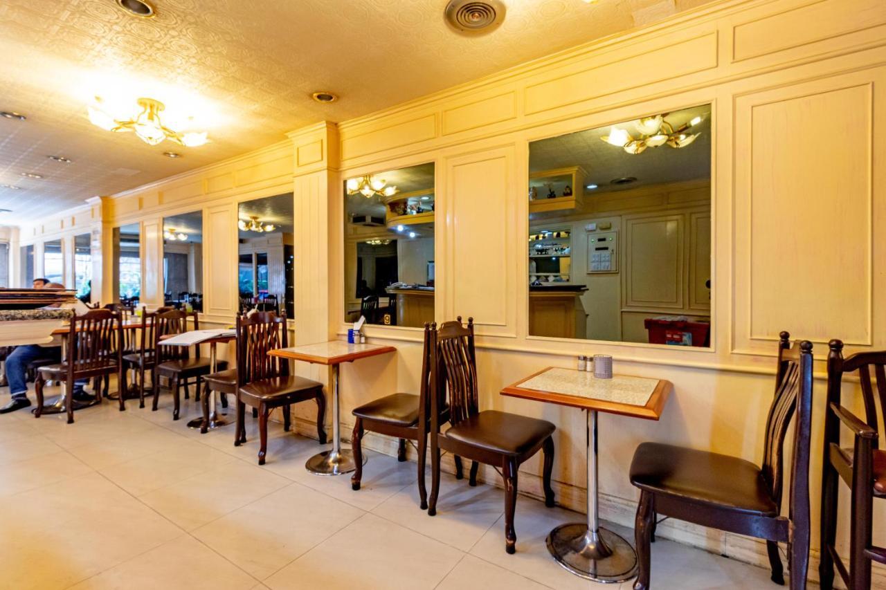Woodlands Inn Hotel Bangkok Eksteriør billede